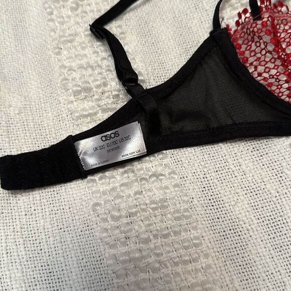 ASOS Bralette Red and Black Lace - Picture 2 of 6